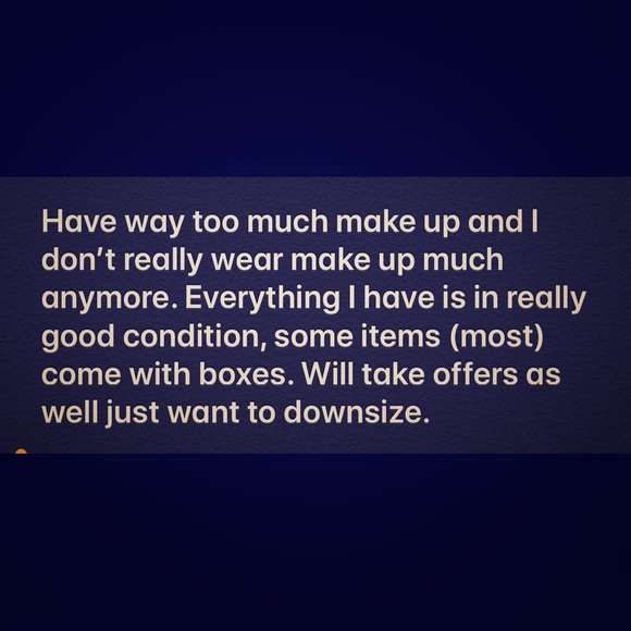 Make up - Picture 1 of 1